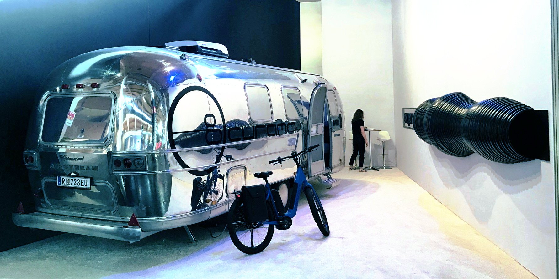 Stand d'exposition Airstream Mobile Lounge
